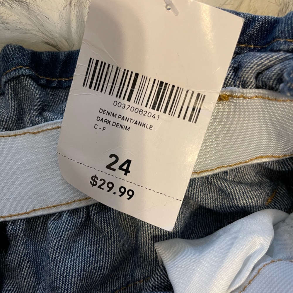 Forever 21 jeans - Picture 2 of 3